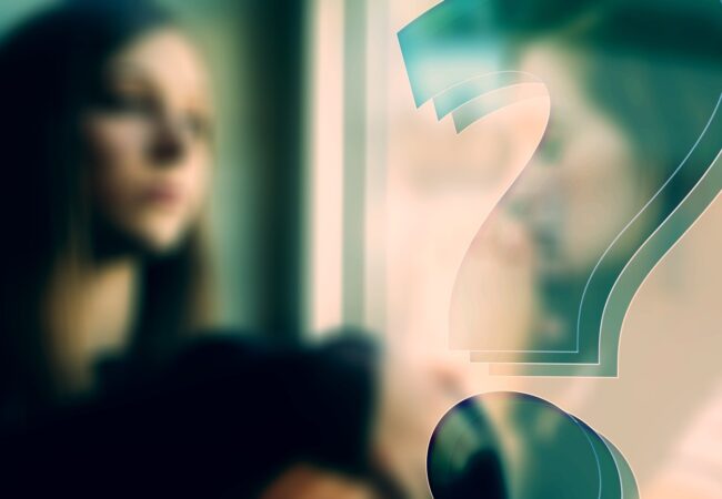 domanda punto interrogativo donna