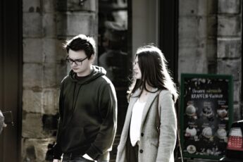 amicizia giovani coppia