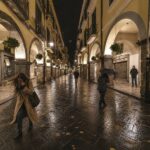 portici di cava con vento