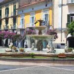 piazza duomo cava fontana dei delfini