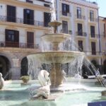 piazza duomo cava fontana delfini